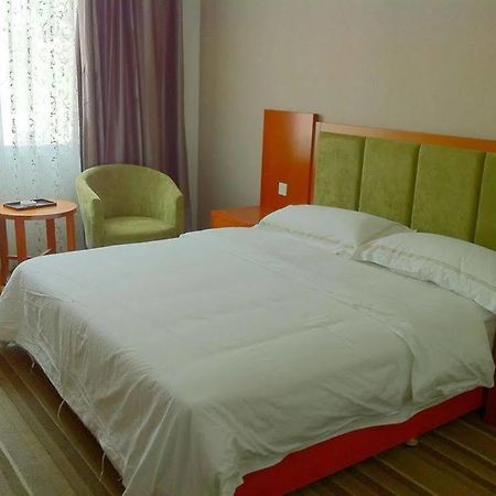 5 Yue Hotel Дзиуджайгоу Екстериор снимка
